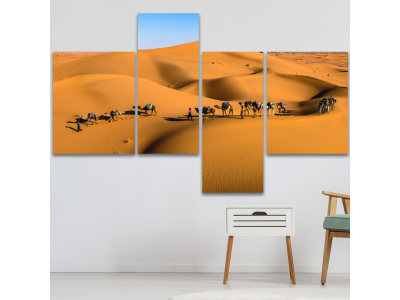 Camellos en el desierto cuadriptico